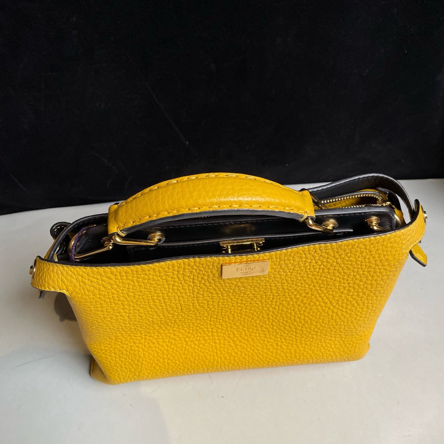Fendi - Peekaboo - Leather - Yellow - (Medium)