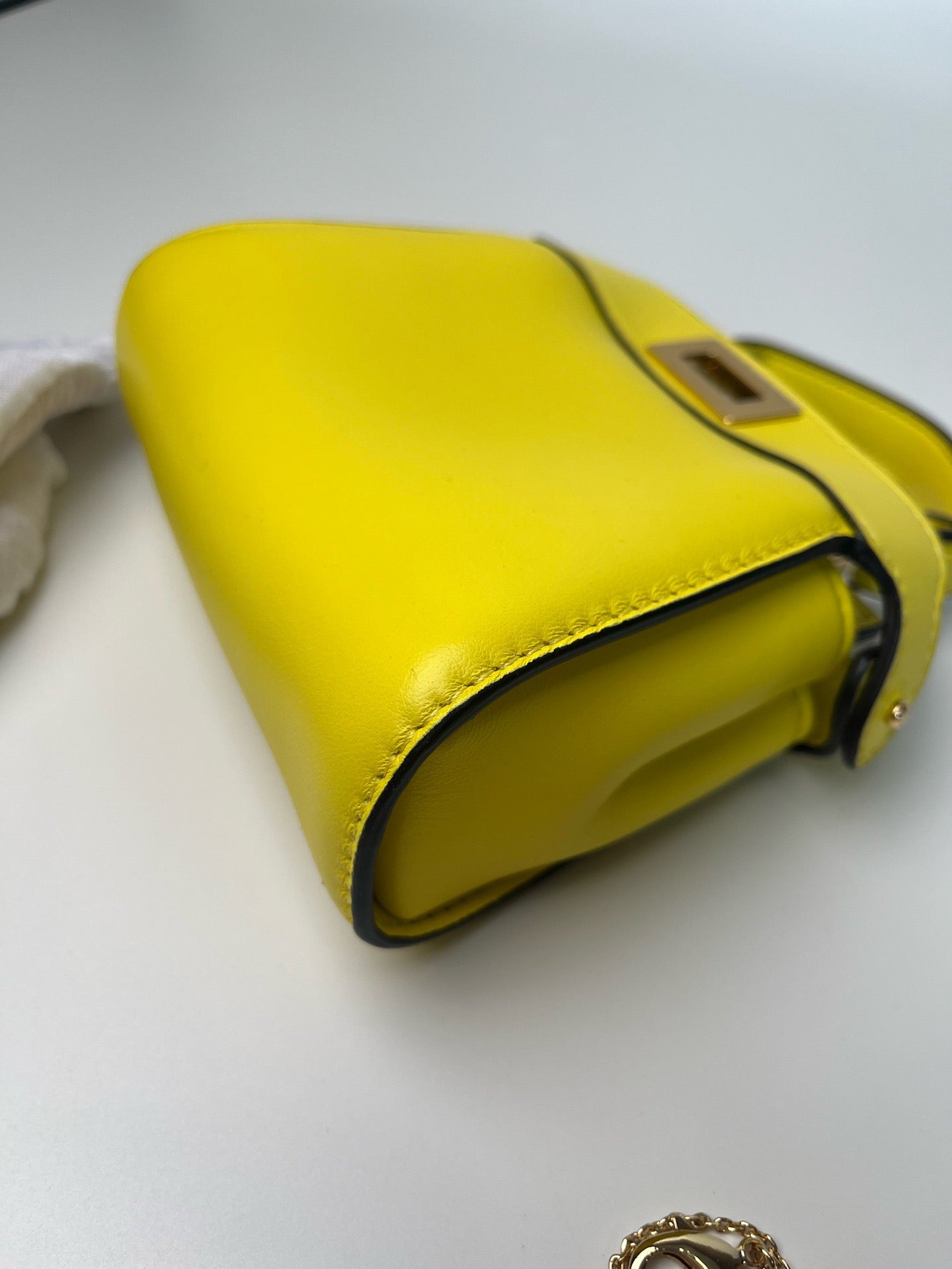 Fendi - Peekaboo - Leather - Yellow - (mini)