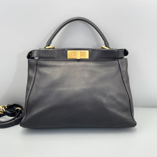 Fendi - Peekaboo Medium - Leather - Black - (medium)