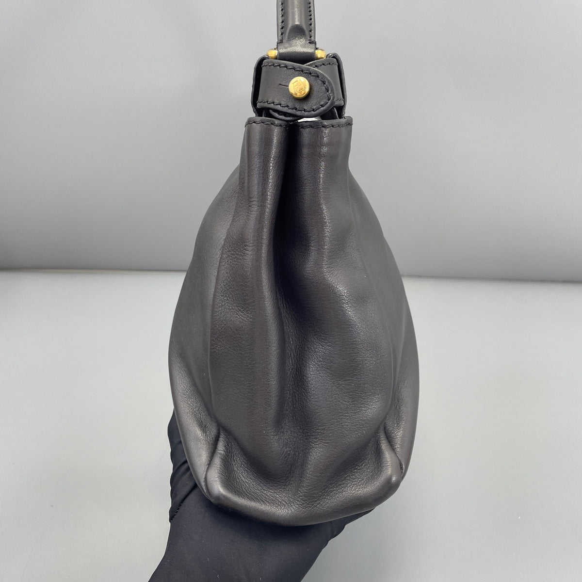 Fendi - Peekaboo Medium - Leather - Black - (medium)