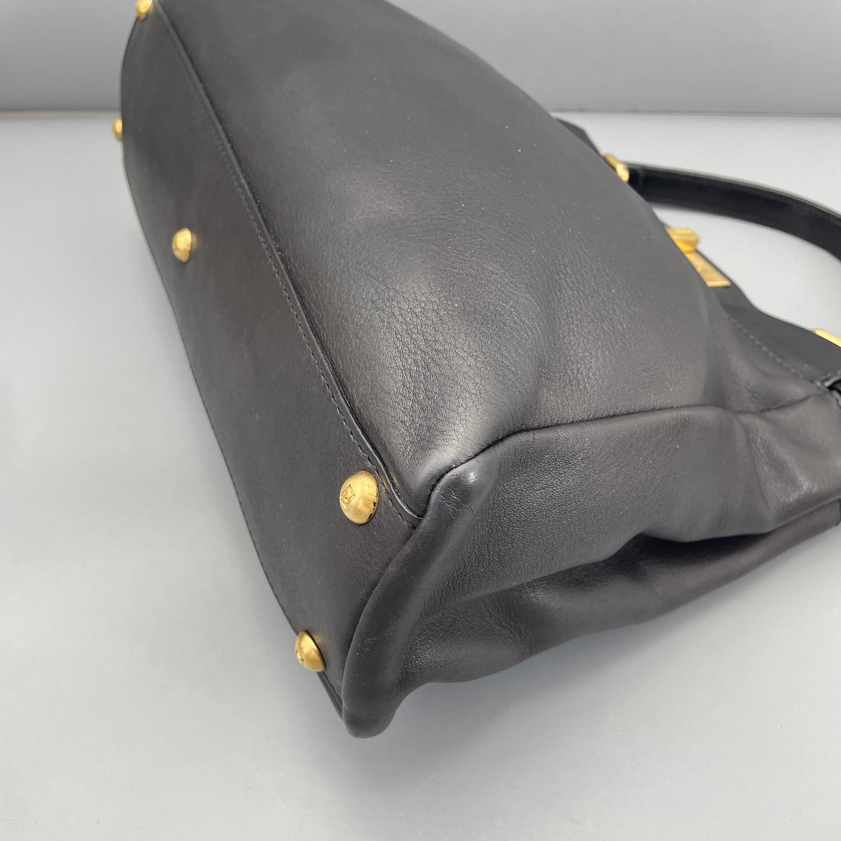 Fendi - Peekaboo Medium - Leather - Black - (medium)