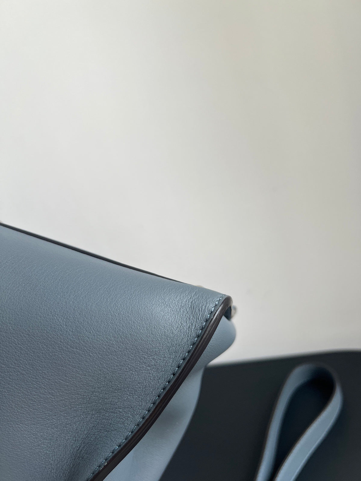 Fendi - Peekaboo Medium - Leather - Blue - (medium)