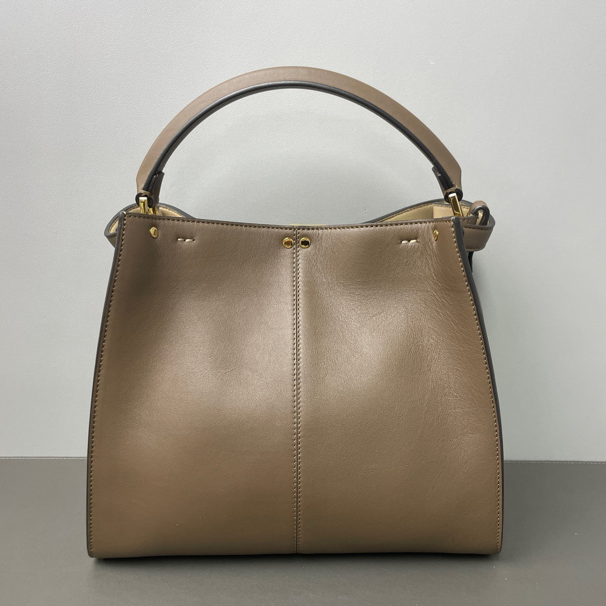 Fendi - Peekaboo Medium - Leather - Brown - (medium)