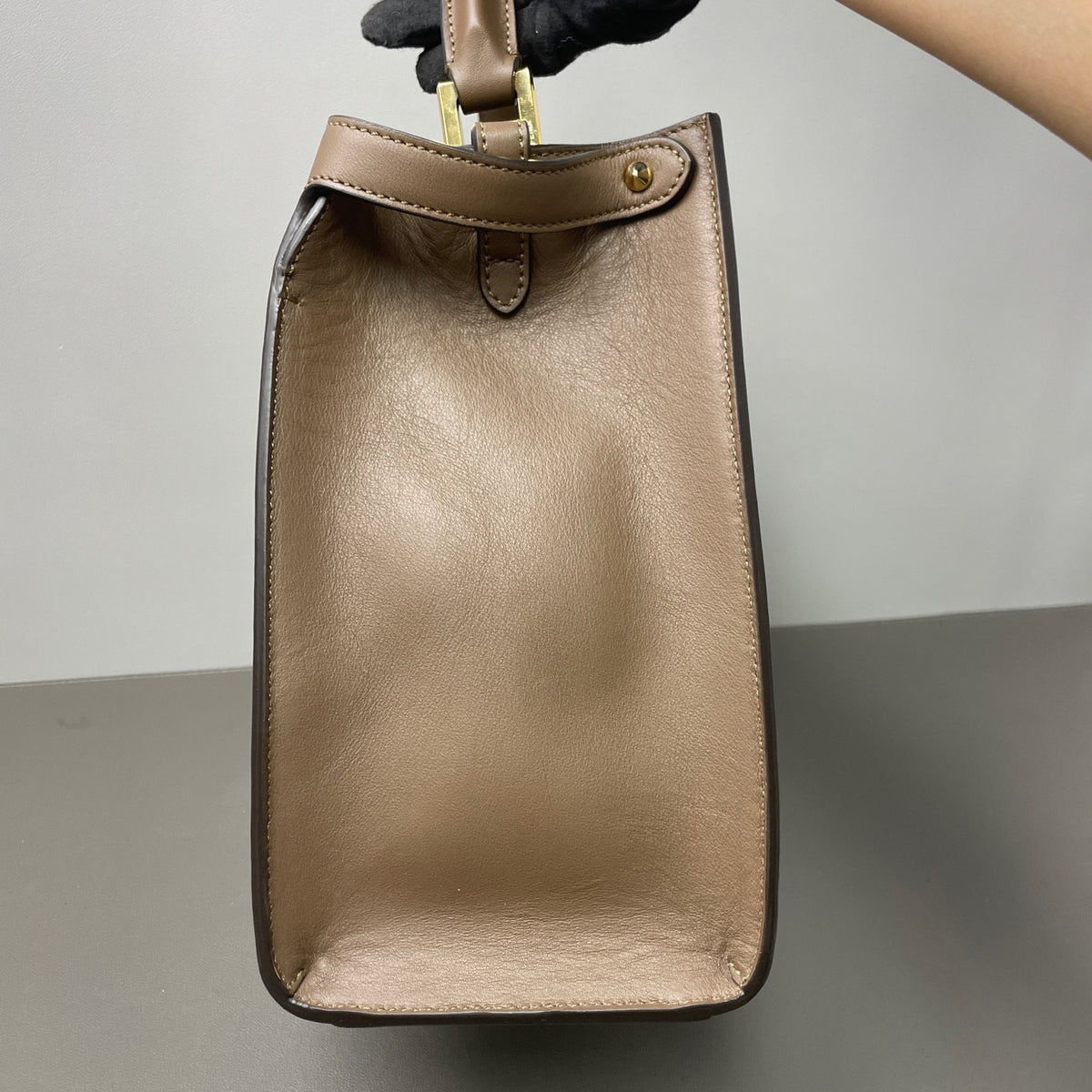 Fendi - Peekaboo Medium - Leather - Brown - (medium)