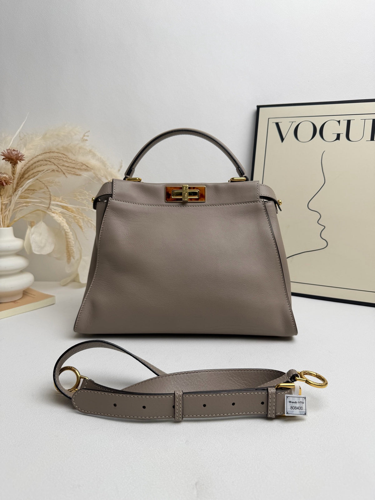 Fendi - Peekaboo Medium - Leather - Grey - (Medium)
