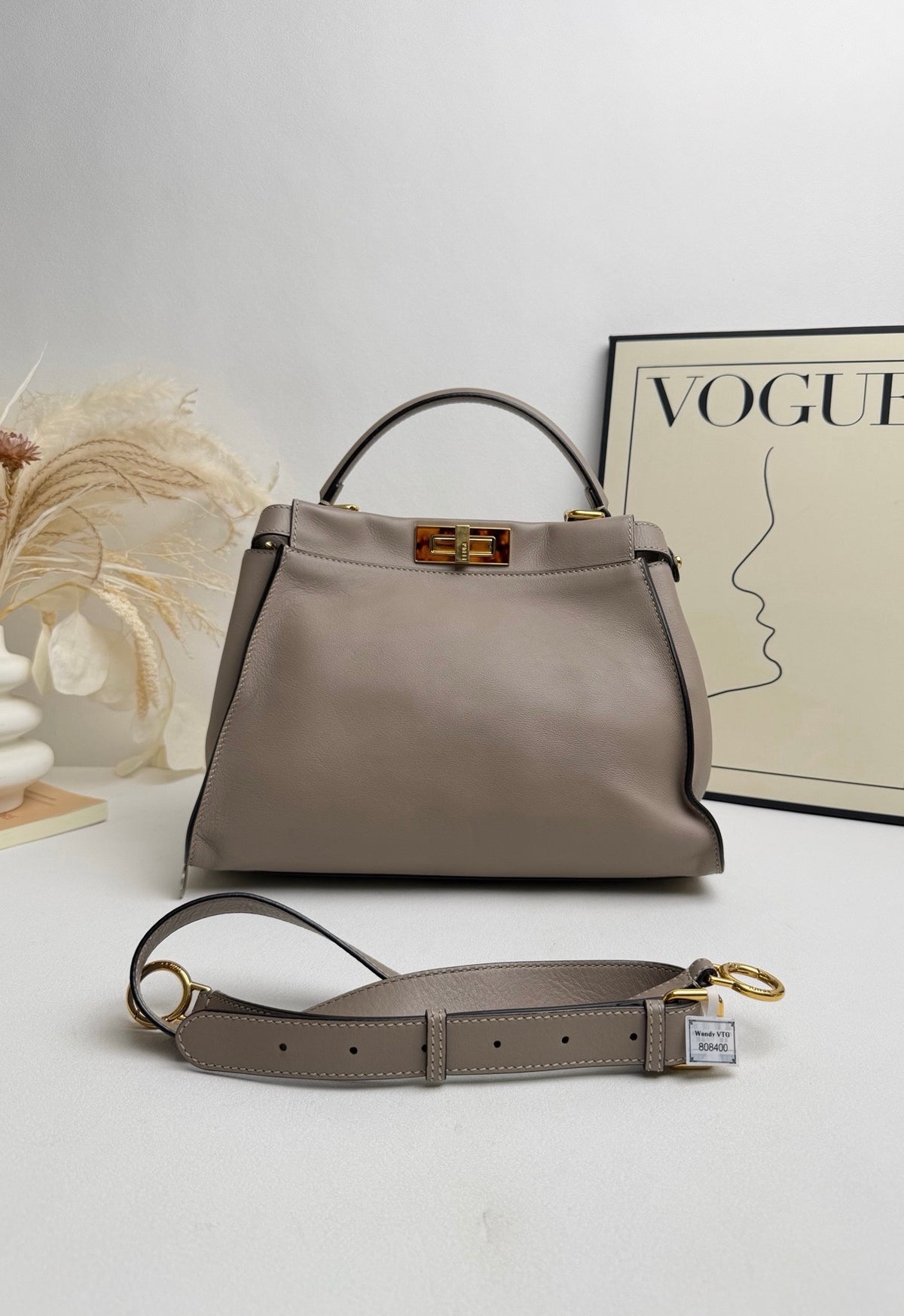 Fendi - Peekaboo Medium - Leather - Grey - (medium)
