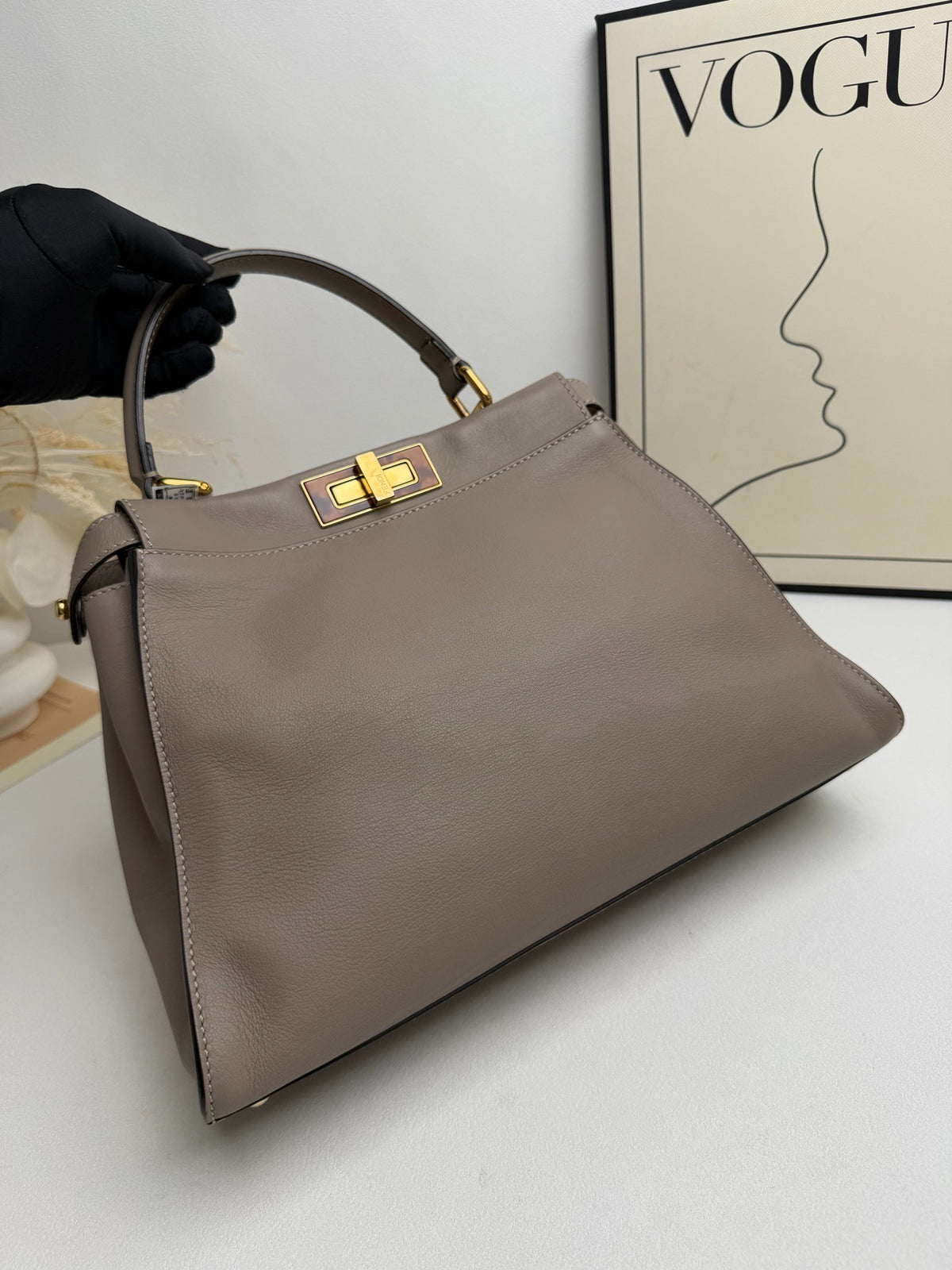 Fendi - Peekaboo Medium - Leather - Grey - (Medium)