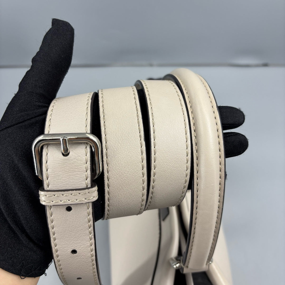 Fendi - Peekaboo Medium - Leather - Grey - (Medium)