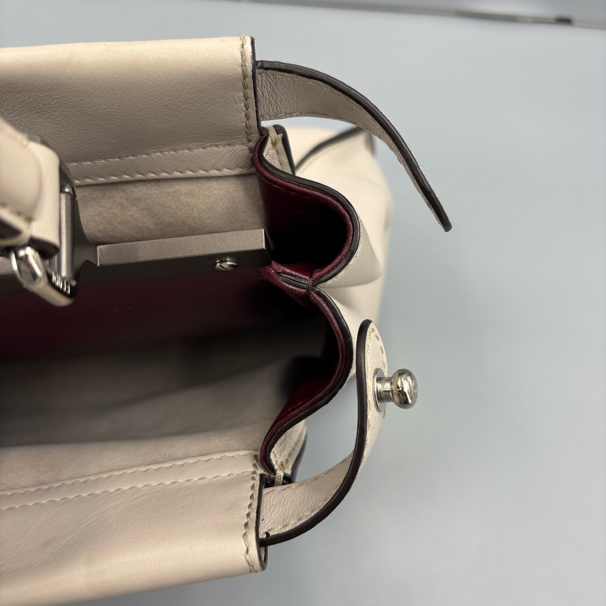 Fendi - Peekaboo Medium - Leather - Grey - (Medium)