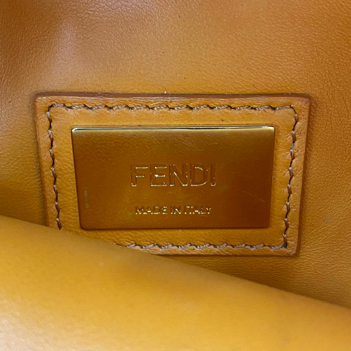 Fendi - Peekaboo Medium - Leather - Orange - (medium)