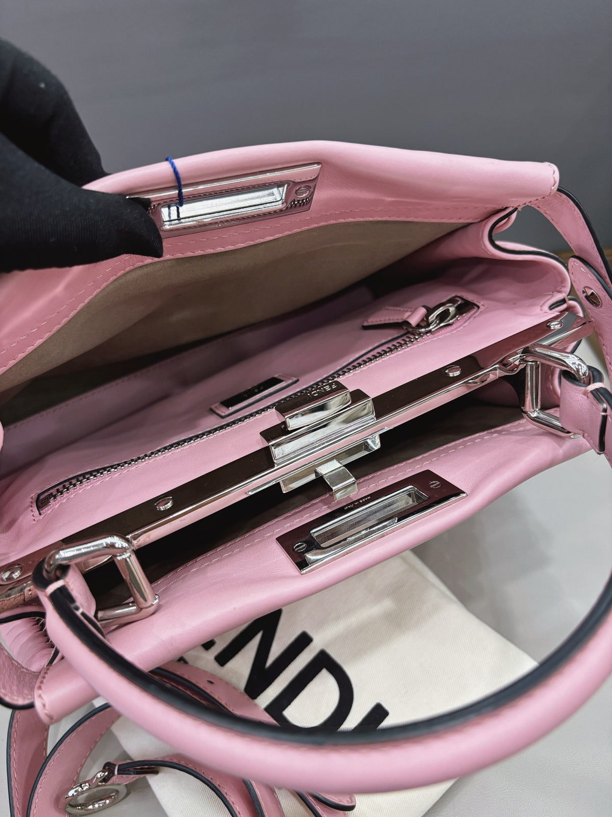 Fendi - Peekaboo Medium - Leather - Pink - (Medium)