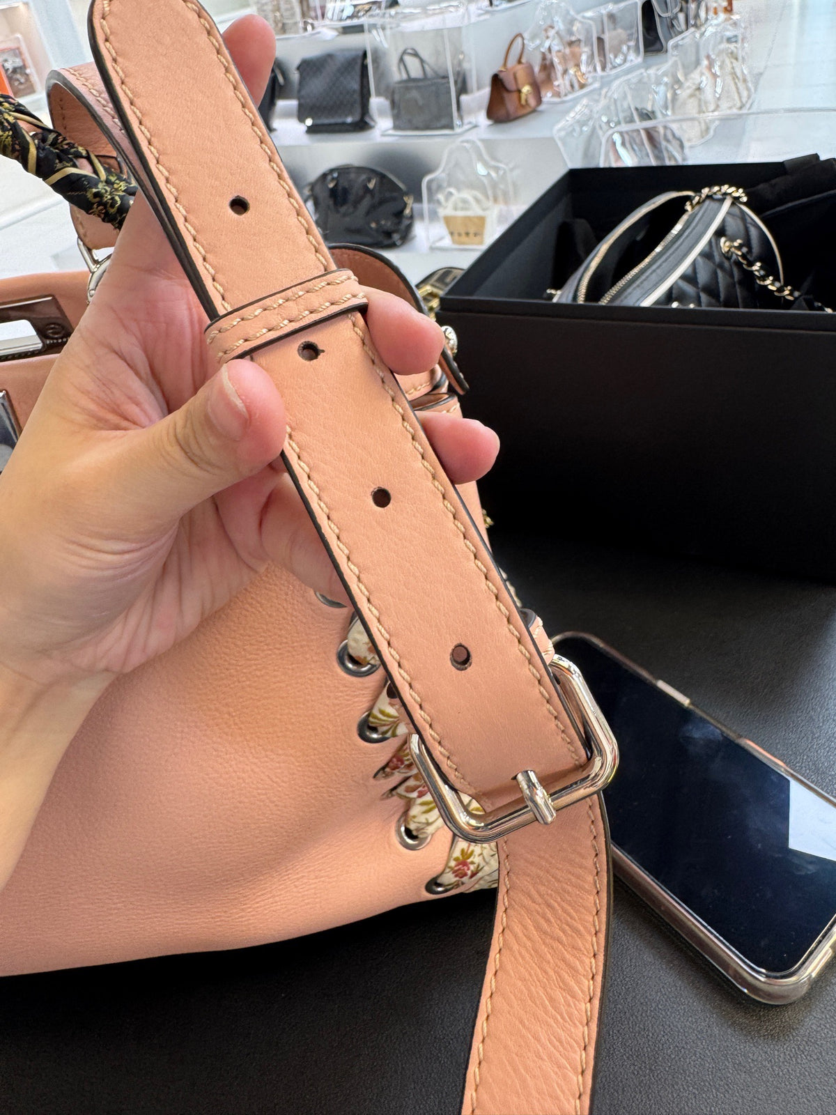 Fendi - Peekaboo Medium - Leather - Pink - (medium)