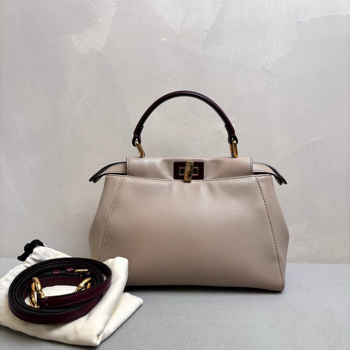 Fendi - Peekaboo Mini - Leather - Beige - (mini)