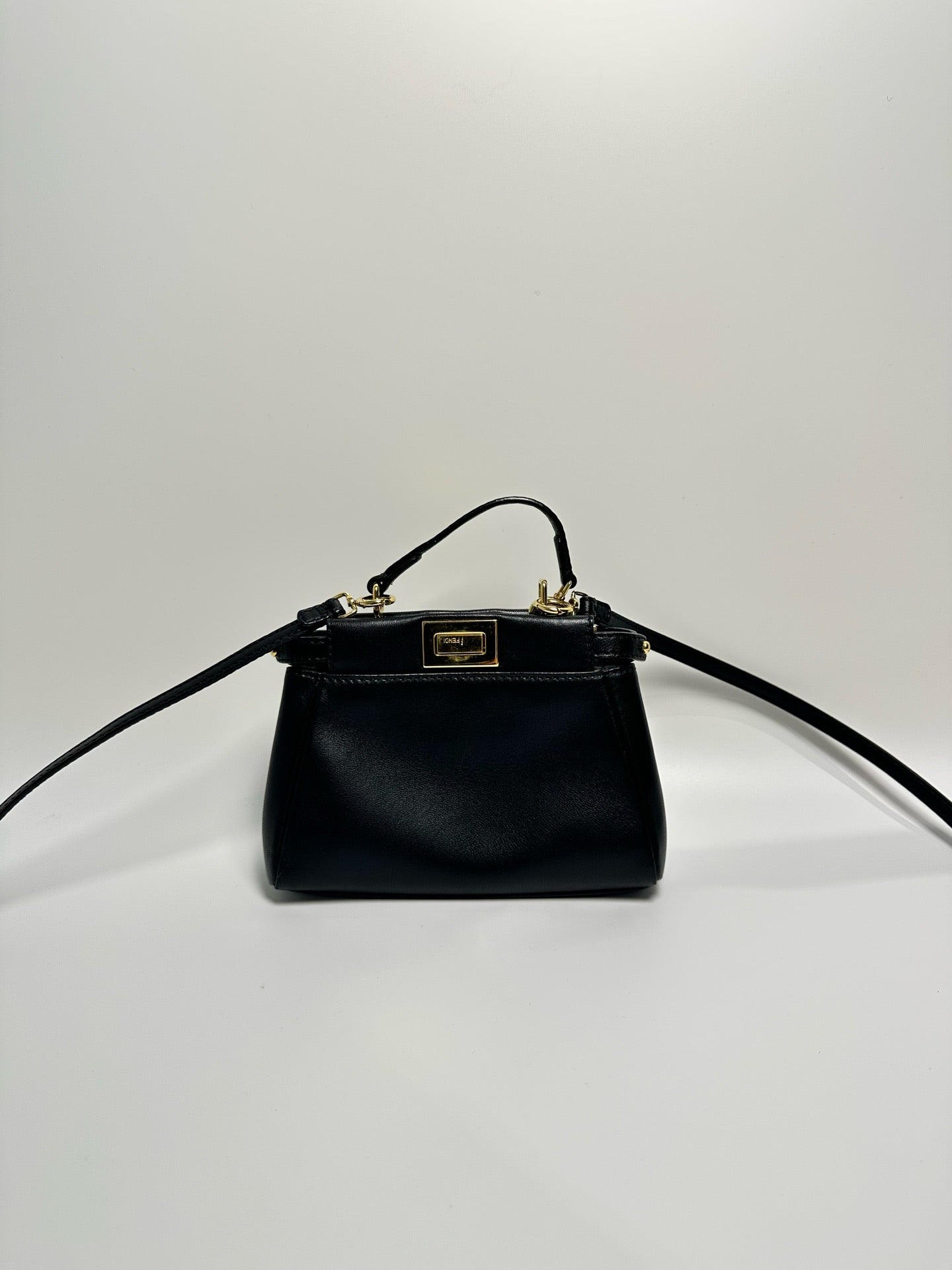 Fendi - Peekaboo Mini - Leather - Black - (mini)