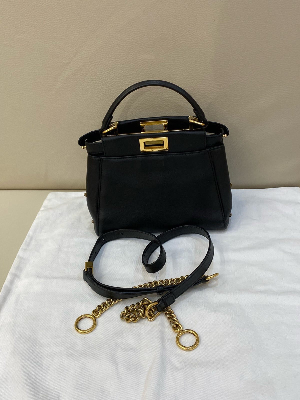 Fendi - Peekaboo Mini - Leather - Black - (mini)