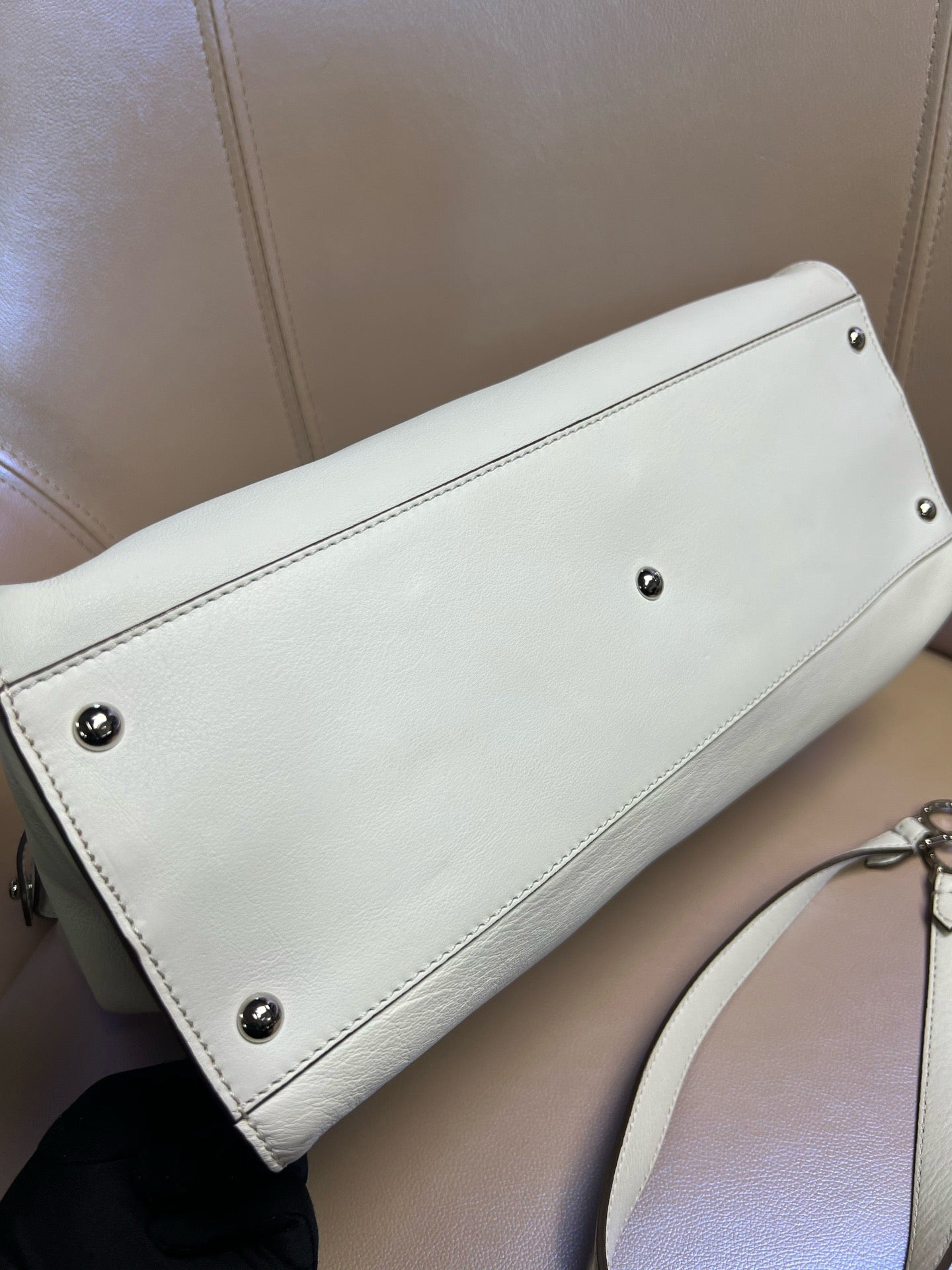 Fendi - Peekaboo Monster - Leather - White - (large)