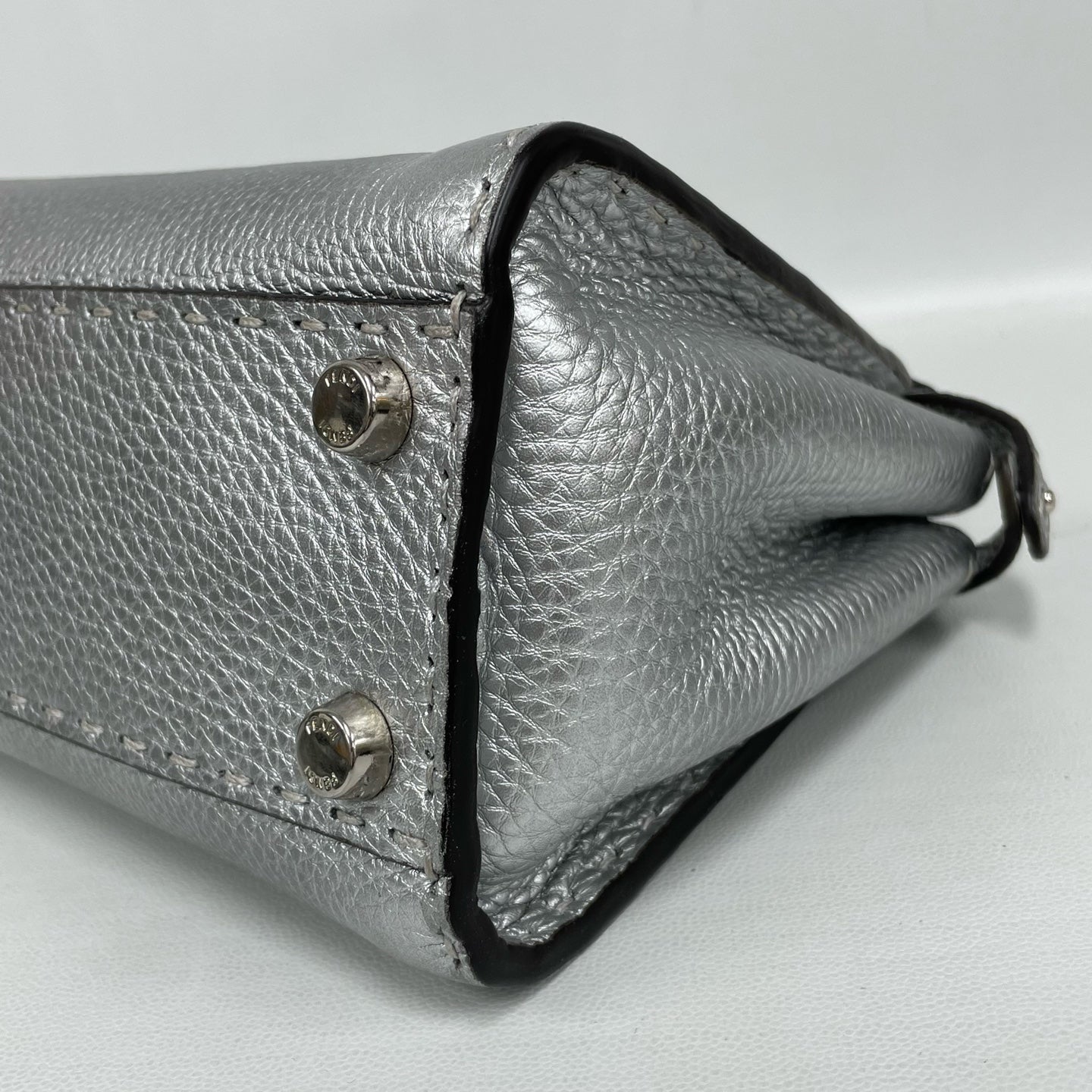 Fendi - Peekaboo - Pebbled calfskin leather - Silver - (small)
