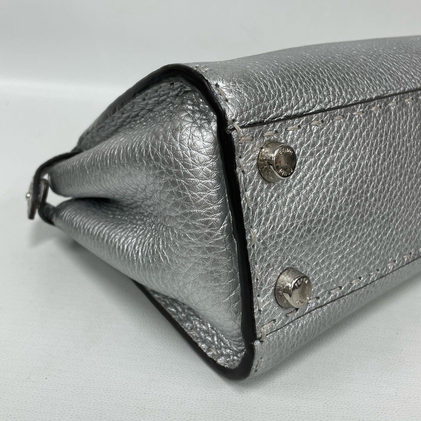 Fendi - Peekaboo - Pebbled calfskin leather - Silver - (small)