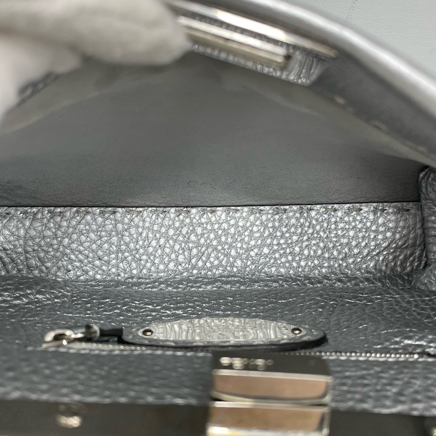 Fendi - Peekaboo - Pebbled calfskin leather - Silver - (small)