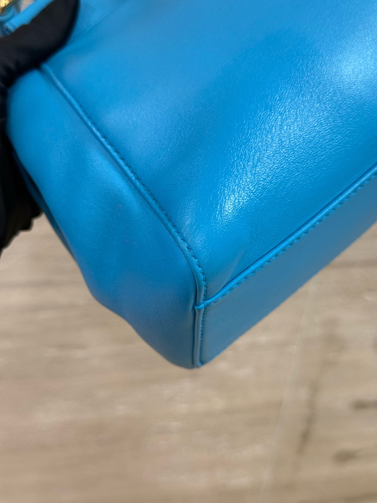 Fendi - Peekaboo Small - Leather - Blue - (small)