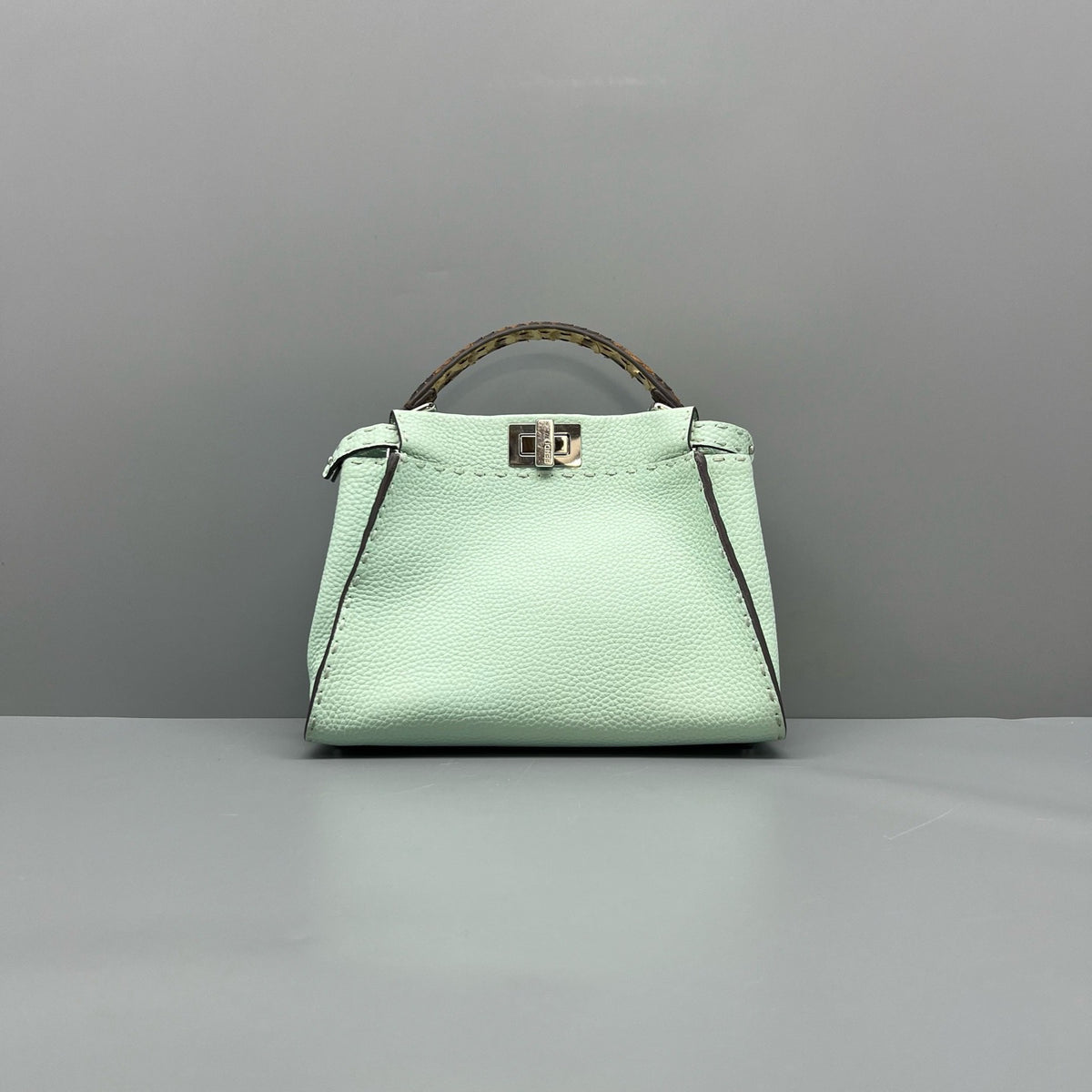 Fendi - Peekaboo Small - Leather - Green - (small)