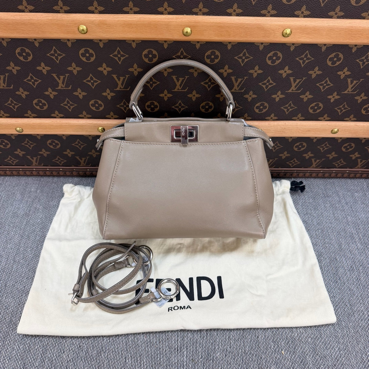 Fendi - Peekaboo Small - Leather - Grey - (small)