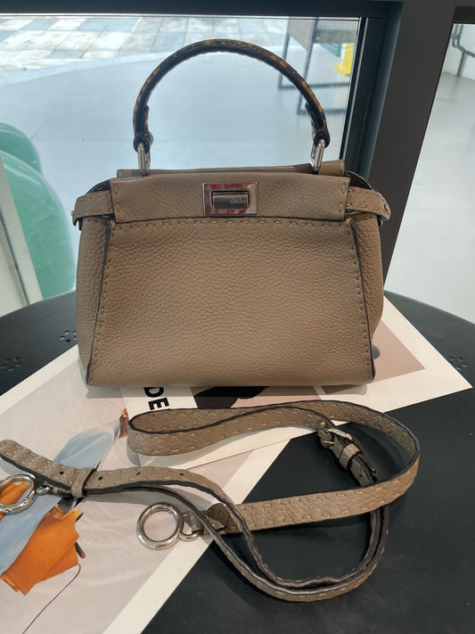 Fendi - Peekaboo Small - Leather - Grey - (small)