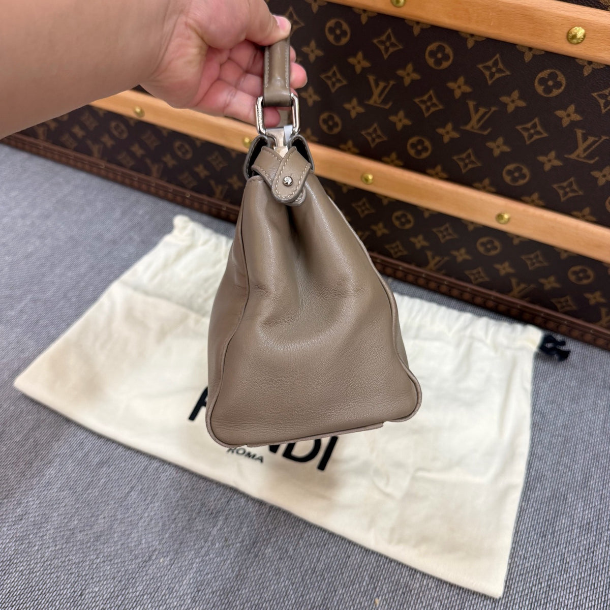 Fendi - Peekaboo Small - Leather - Grey - (small)