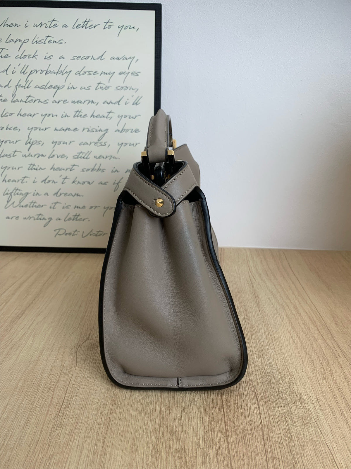 Fendi - Peekaboo Small - Leather - Grey - (small)
