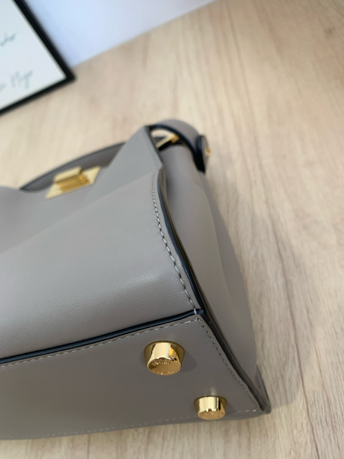 Fendi - Peekaboo Small - Leather - Grey - (small)
