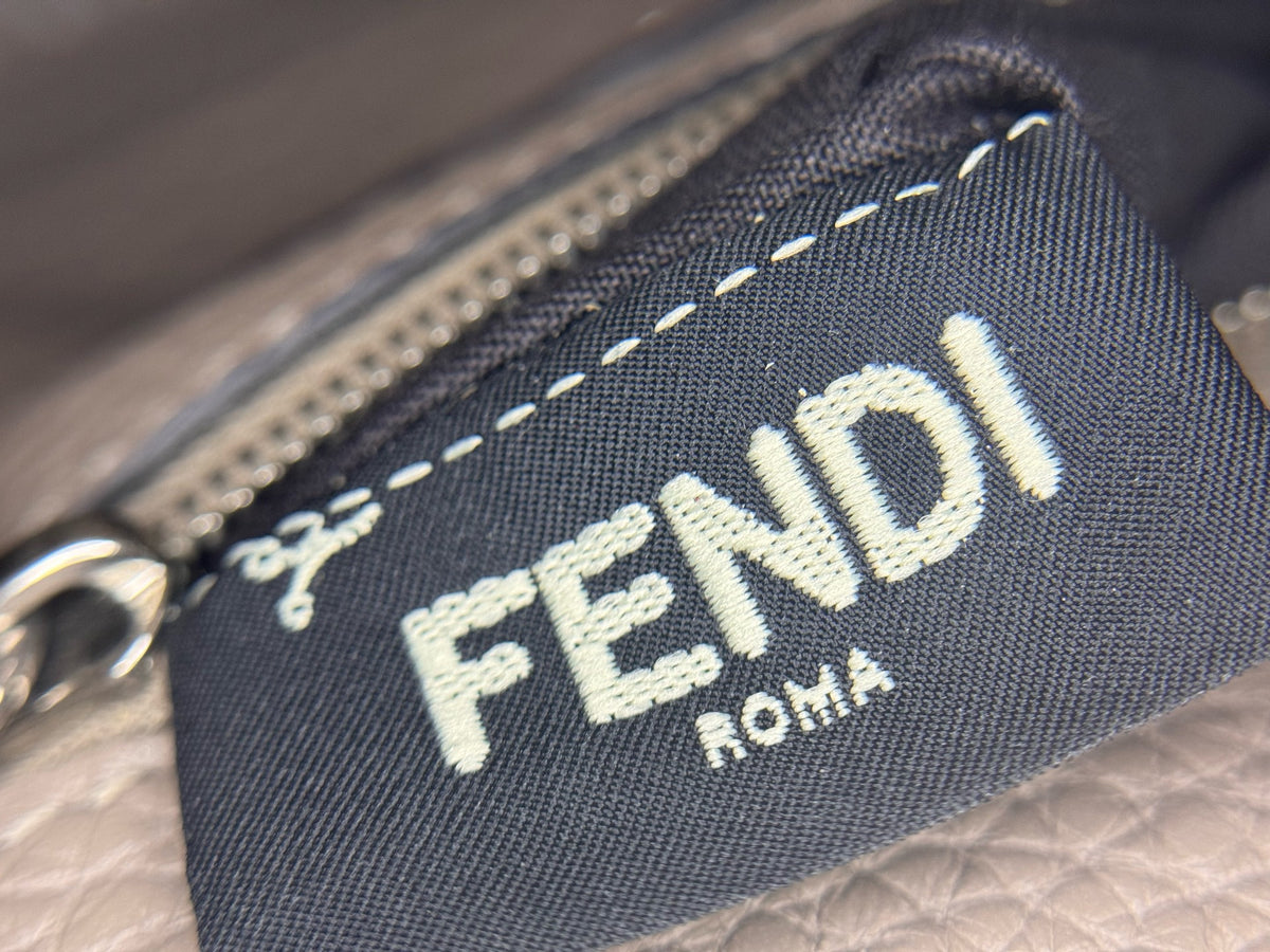 Fendi - Peekaboo Small - Leather - Grey - (small)