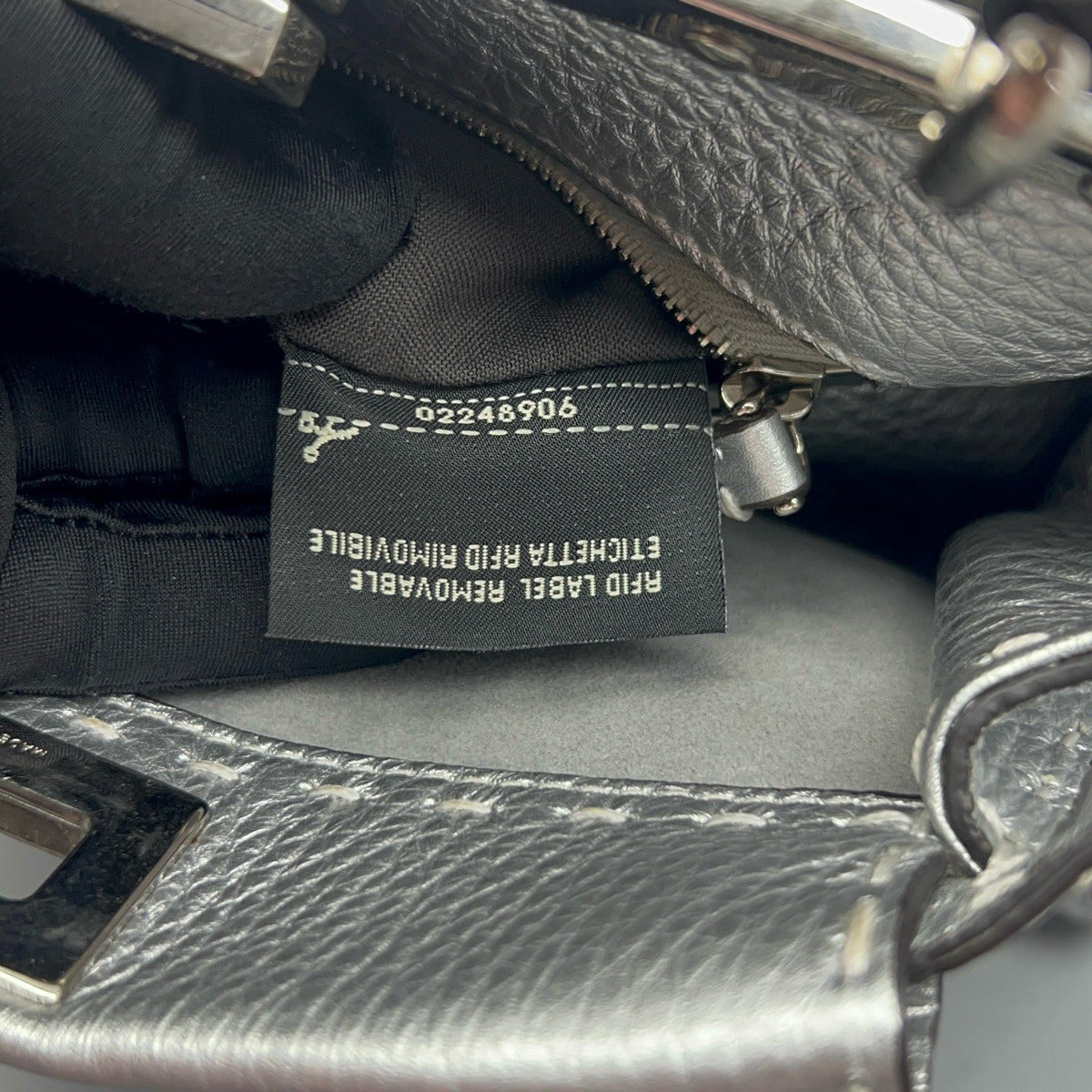 Fendi - Peekaboo Small - Leather - Silver - (small)