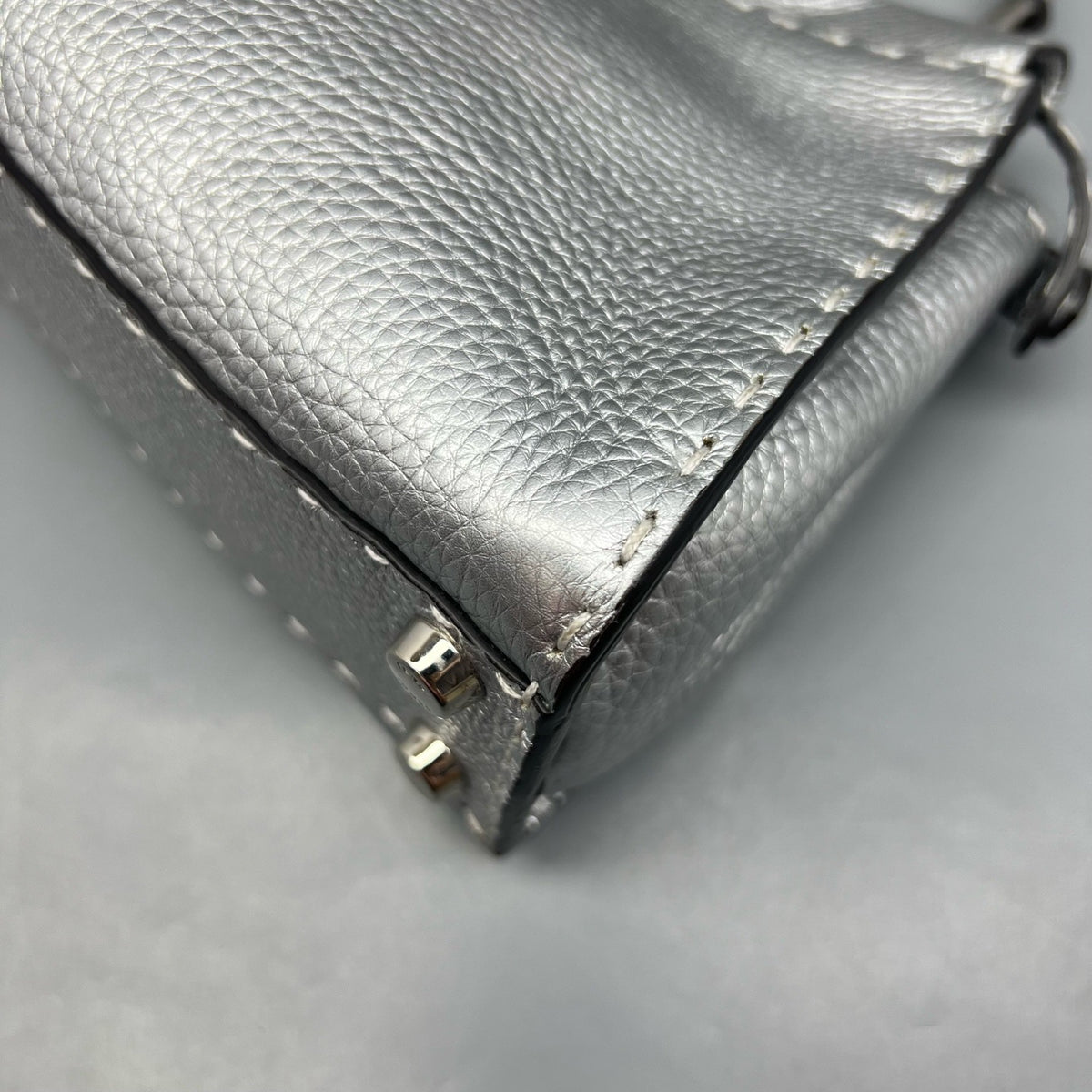 Fendi - Peekaboo Small - Leather - Silver - (small)