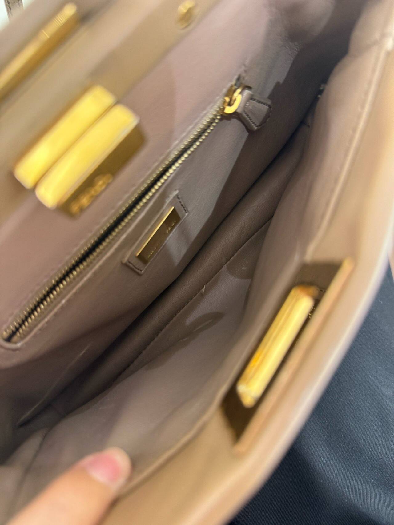 Fendi - Peekaboo Small - Smooth calfskin leather - Nude with Gold-Tone Hardware - (Small)