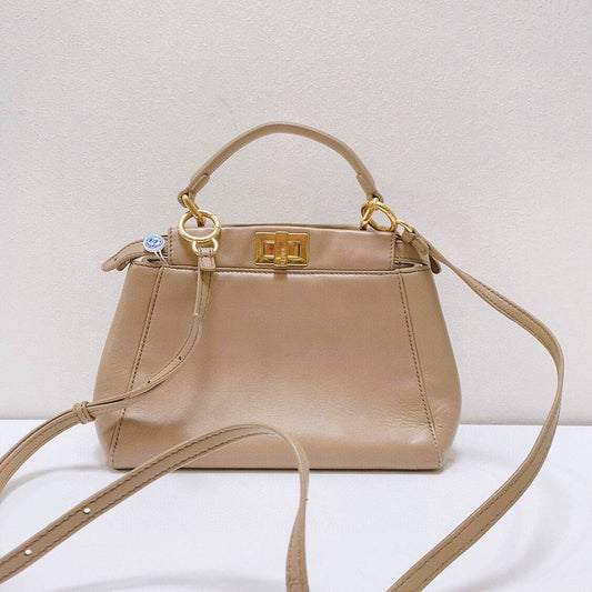 Fendi - Peekaboo Small - Smooth calfskin leather - Nude with Gold-Tone Hardware - (Small)