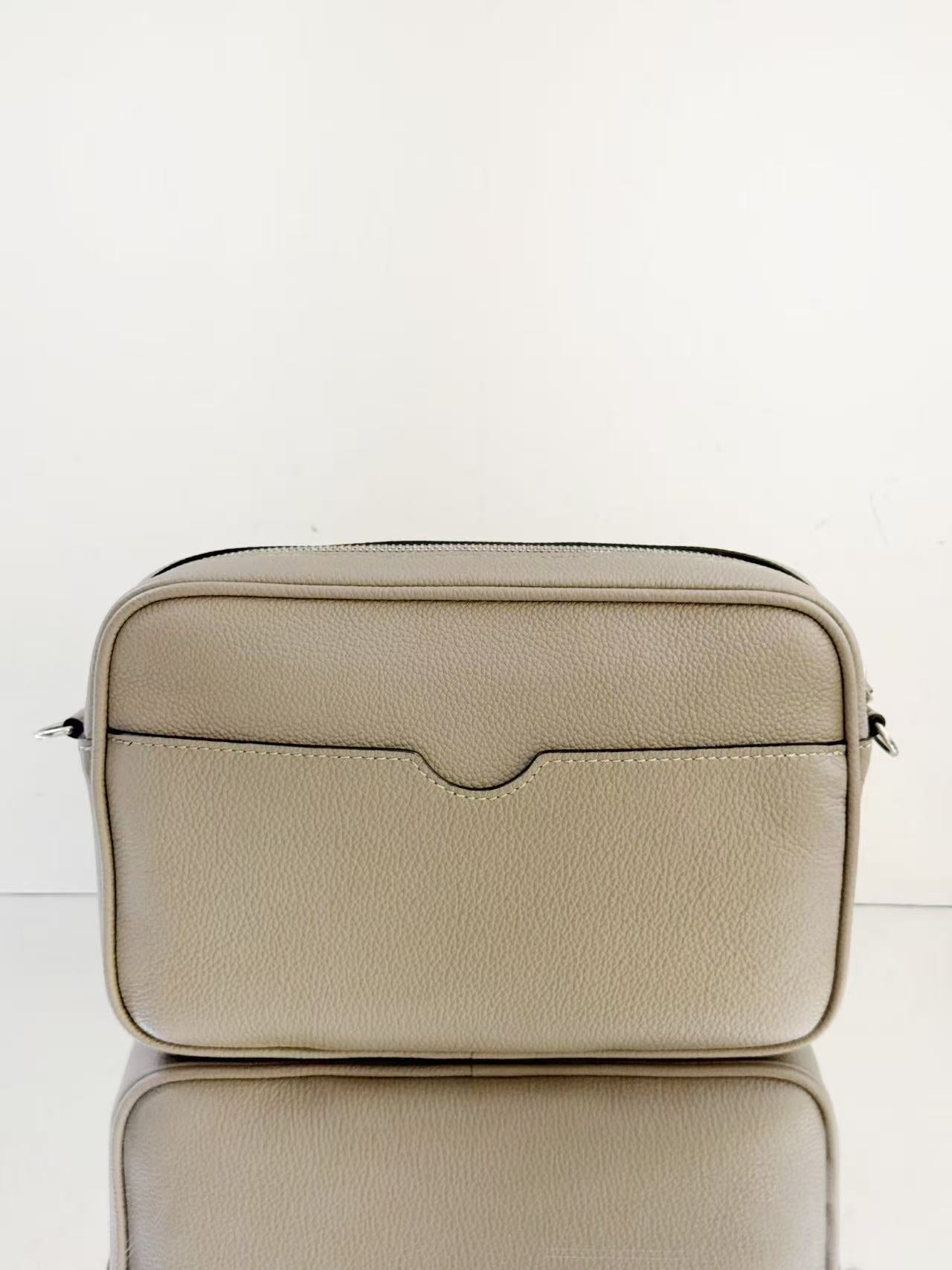 FENDI - Roma Camera Bag - Grained leather - Grey - (Small)