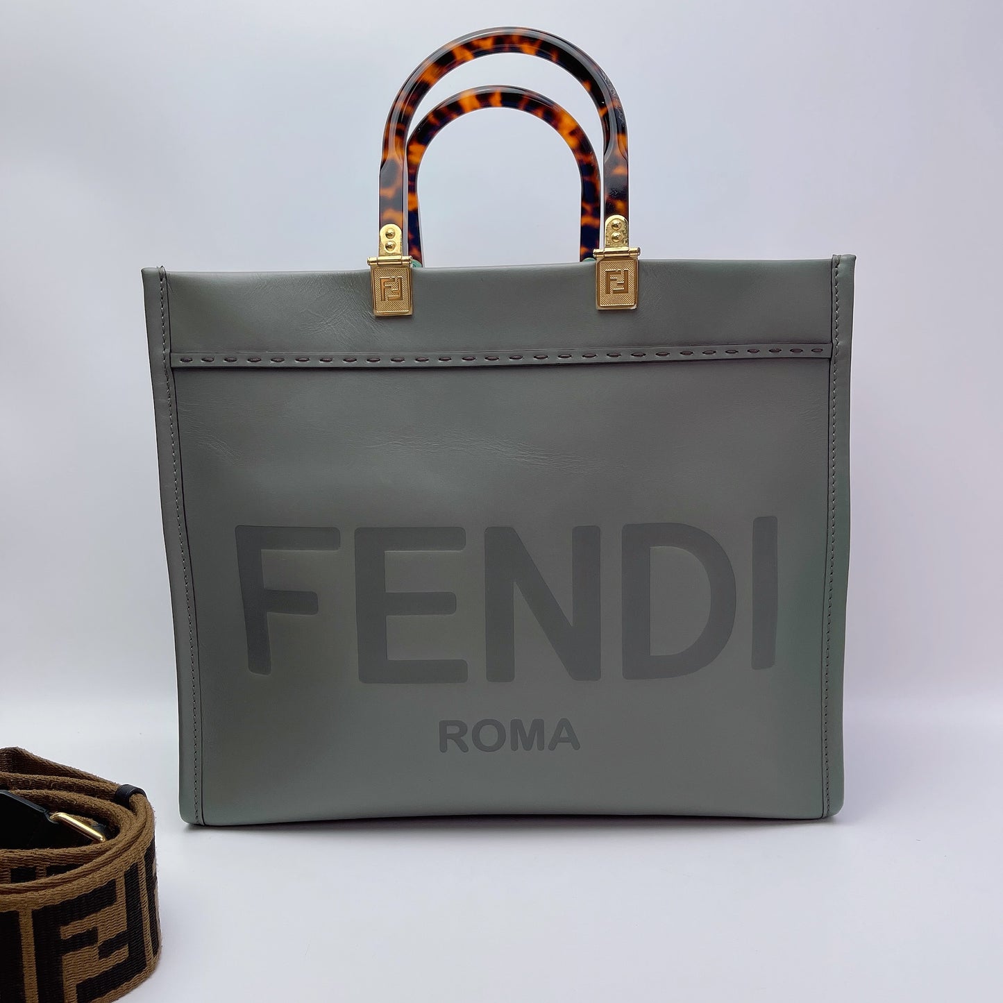 Fendi - Run Away Tote - Calfskin - Grey - (Large)