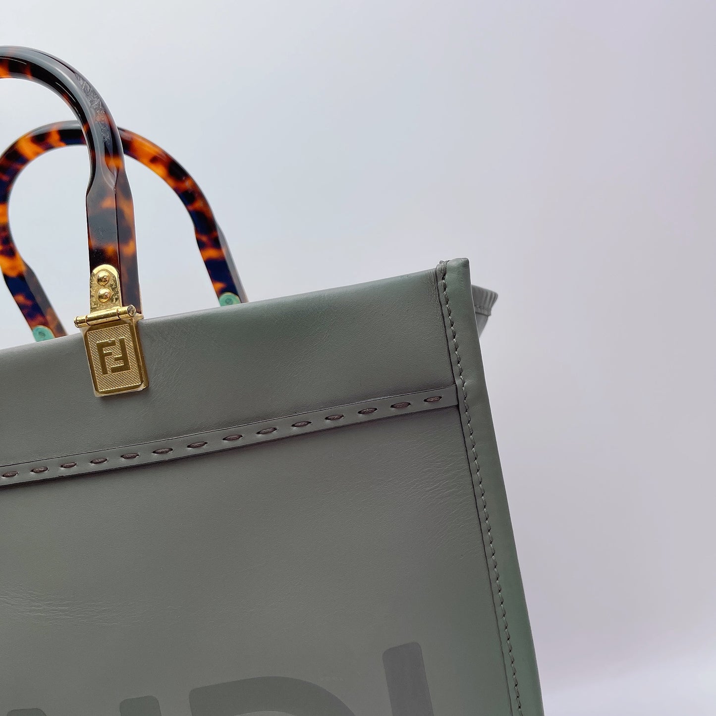 Fendi - Run Away Tote - Calfskin - Grey - (Large)
