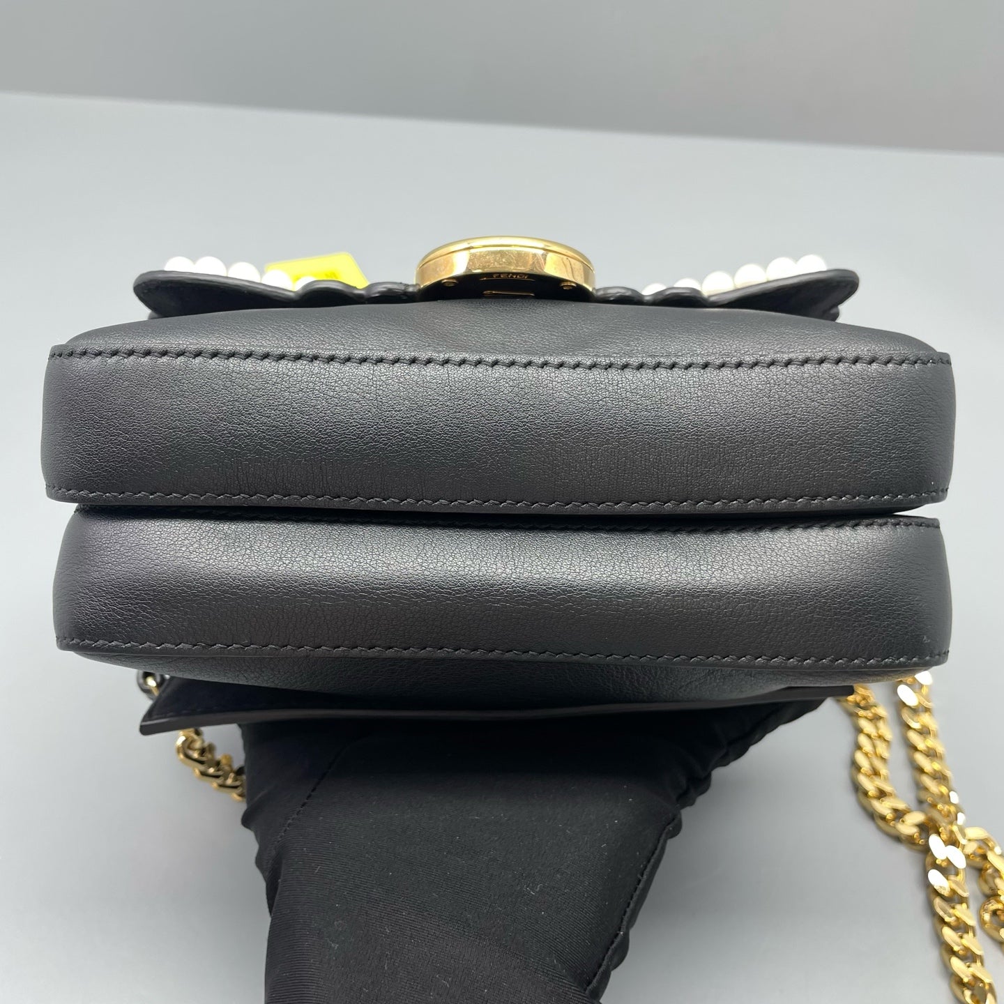 Fendi - Scalloped Pearl Flap Bag - Leather - Black - (mini)