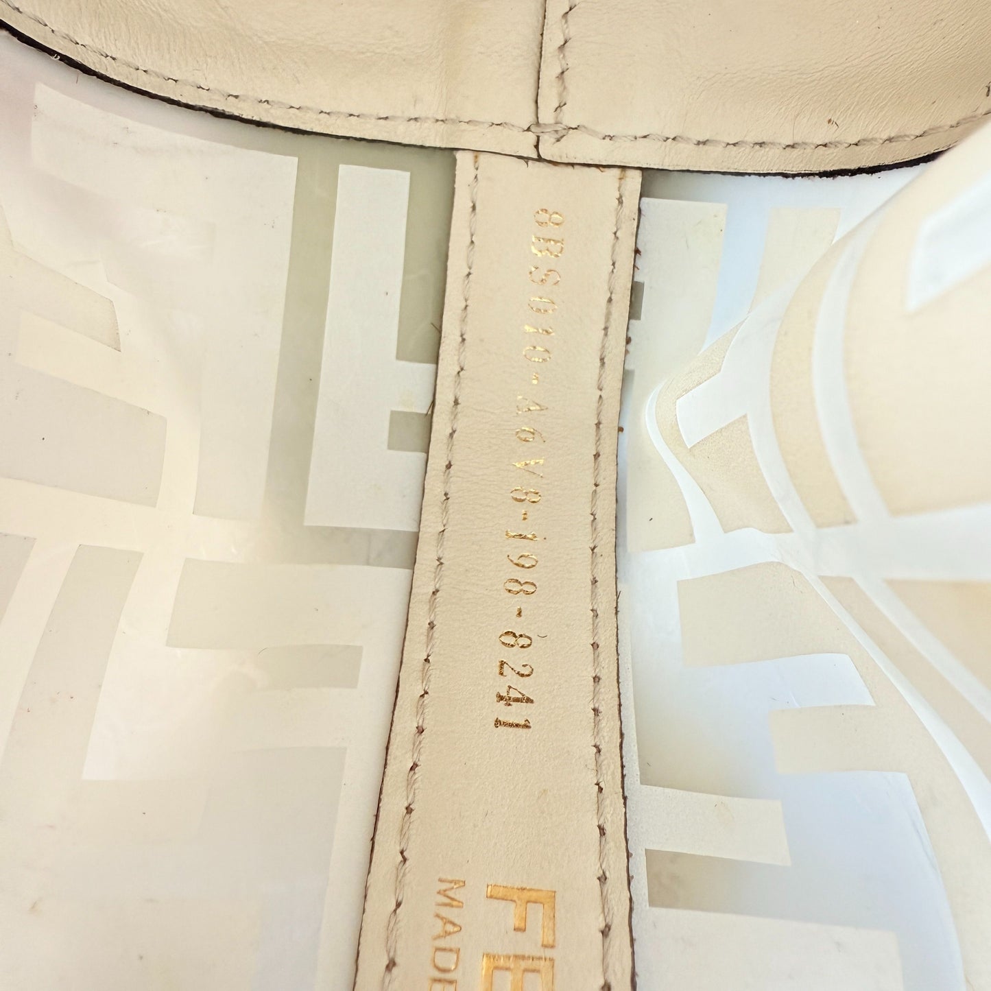 Fendi - Small Bucket Bag - PVC and Leather - White - (mini)