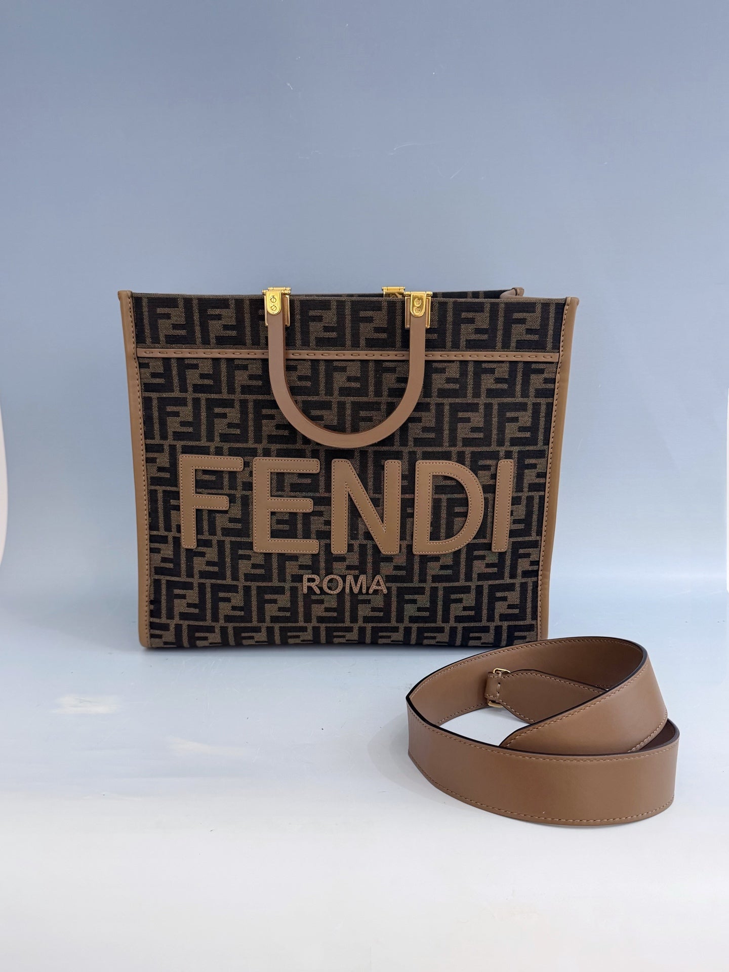 Fendi - Sunshine - Cloth - Brown - (medium)