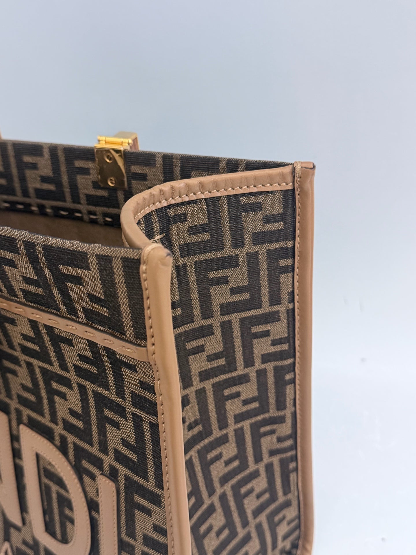 Fendi - Sunshine - Cloth - Brown - (medium)