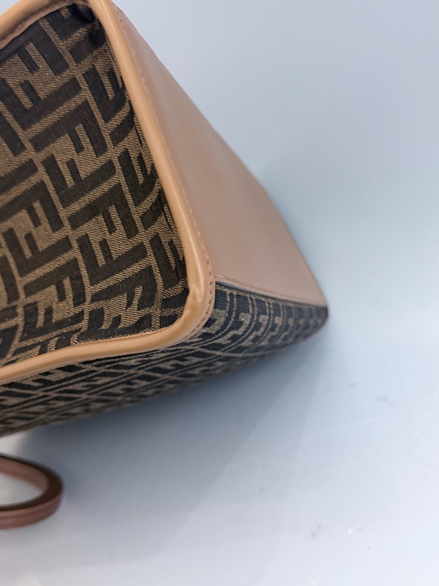 Fendi - Sunshine - Cloth - Brown - (medium)