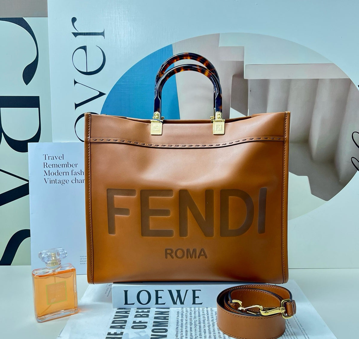 Fendi - Sunshine - Leather - Camel - (medium)