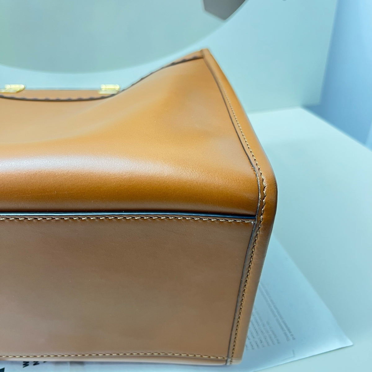 Fendi - Sunshine - Leather - Camel - (medium)