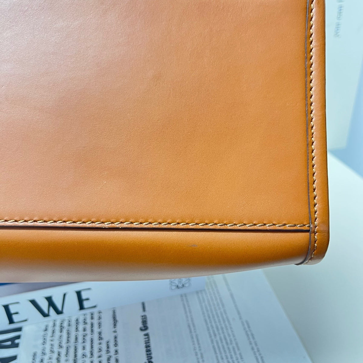 Fendi - Sunshine - Leather - Camel - (medium)