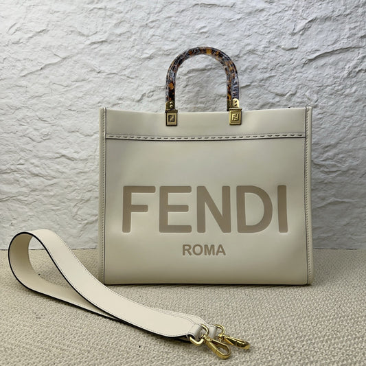 Fendi - Sunshine Medium - Leather - White - (medium)