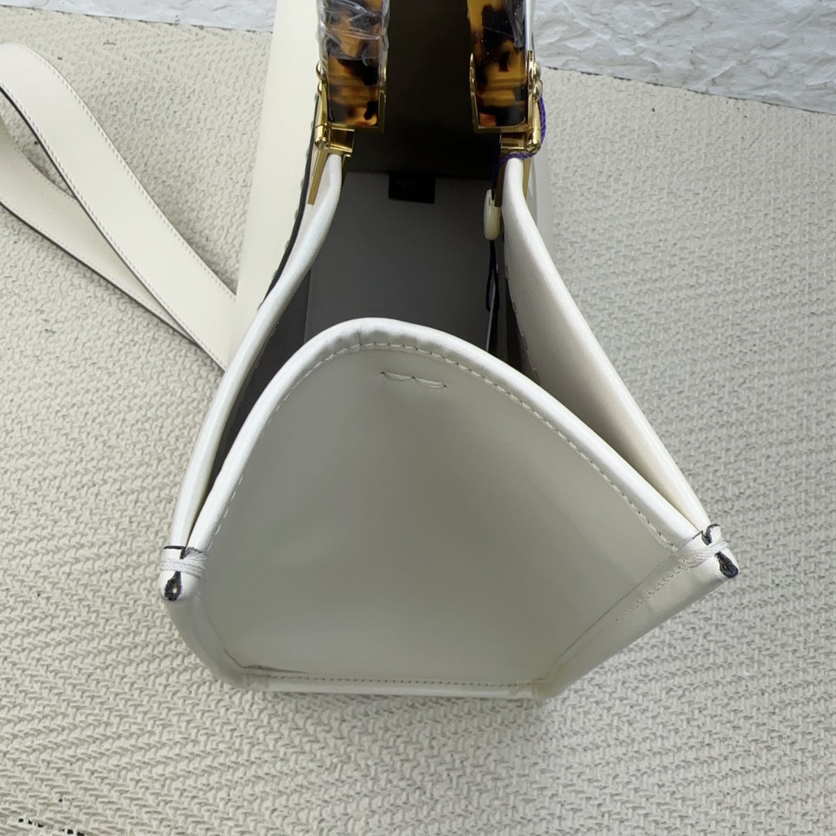 Fendi - Sunshine Medium - Leather - White - (medium)
