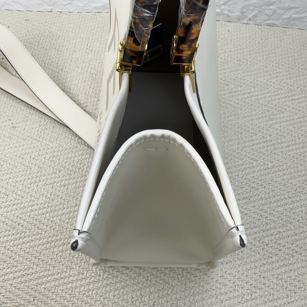 Fendi - Sunshine Medium - Leather - White - (medium)