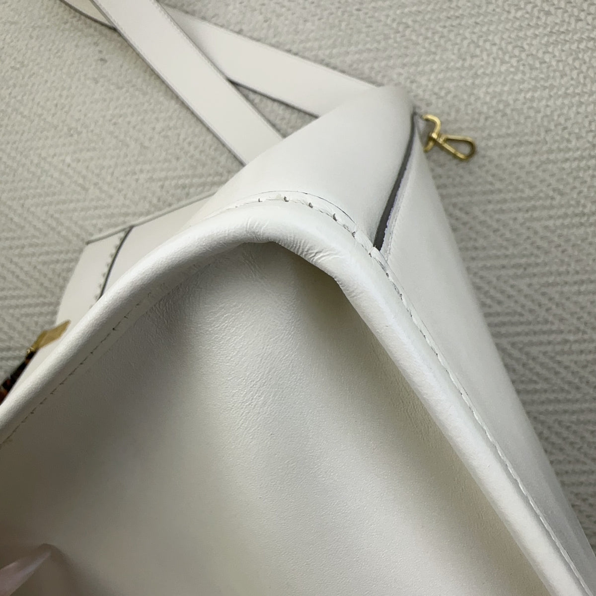 Fendi - Sunshine Medium - Leather - White - (medium)
